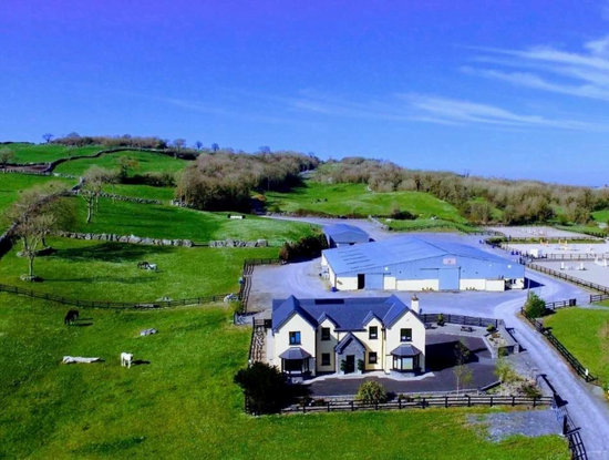 Take lessons with your own horse at Banner Equestrian Centre