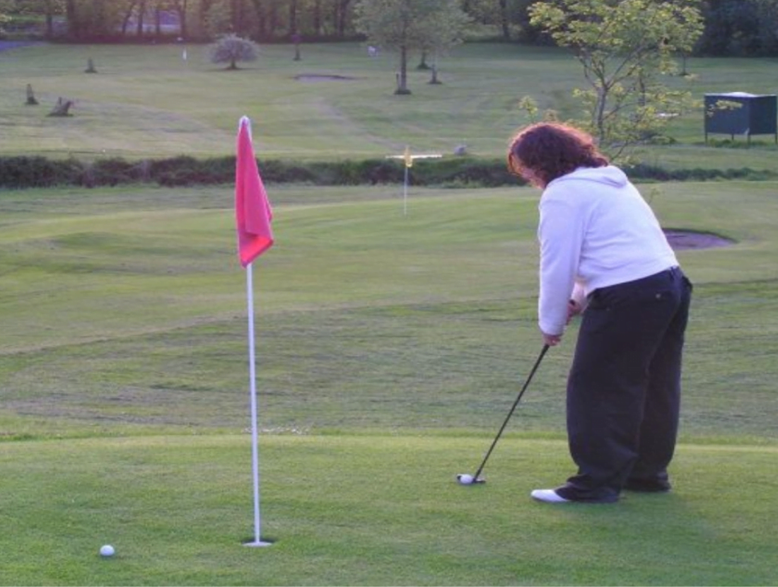 Enjoy Cill na Móna Pitch & Putt