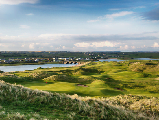 Experience wonderful links and parkland golf courses in County Clare - Lahinch