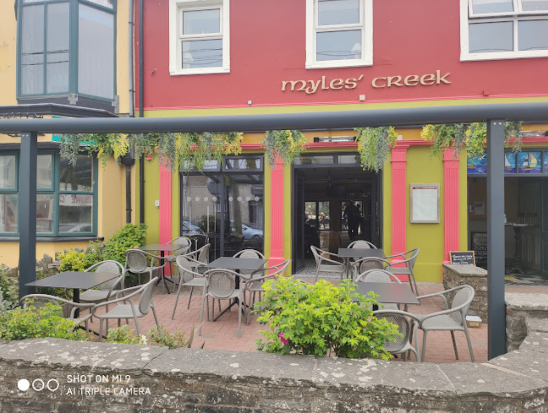 Myles Creek Bar & Restaurant