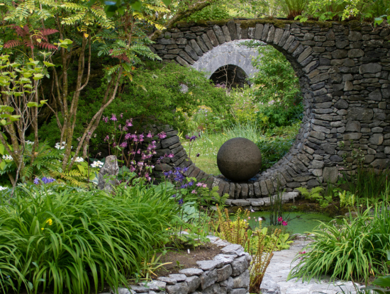Caher Bridge Garden 550 x 415